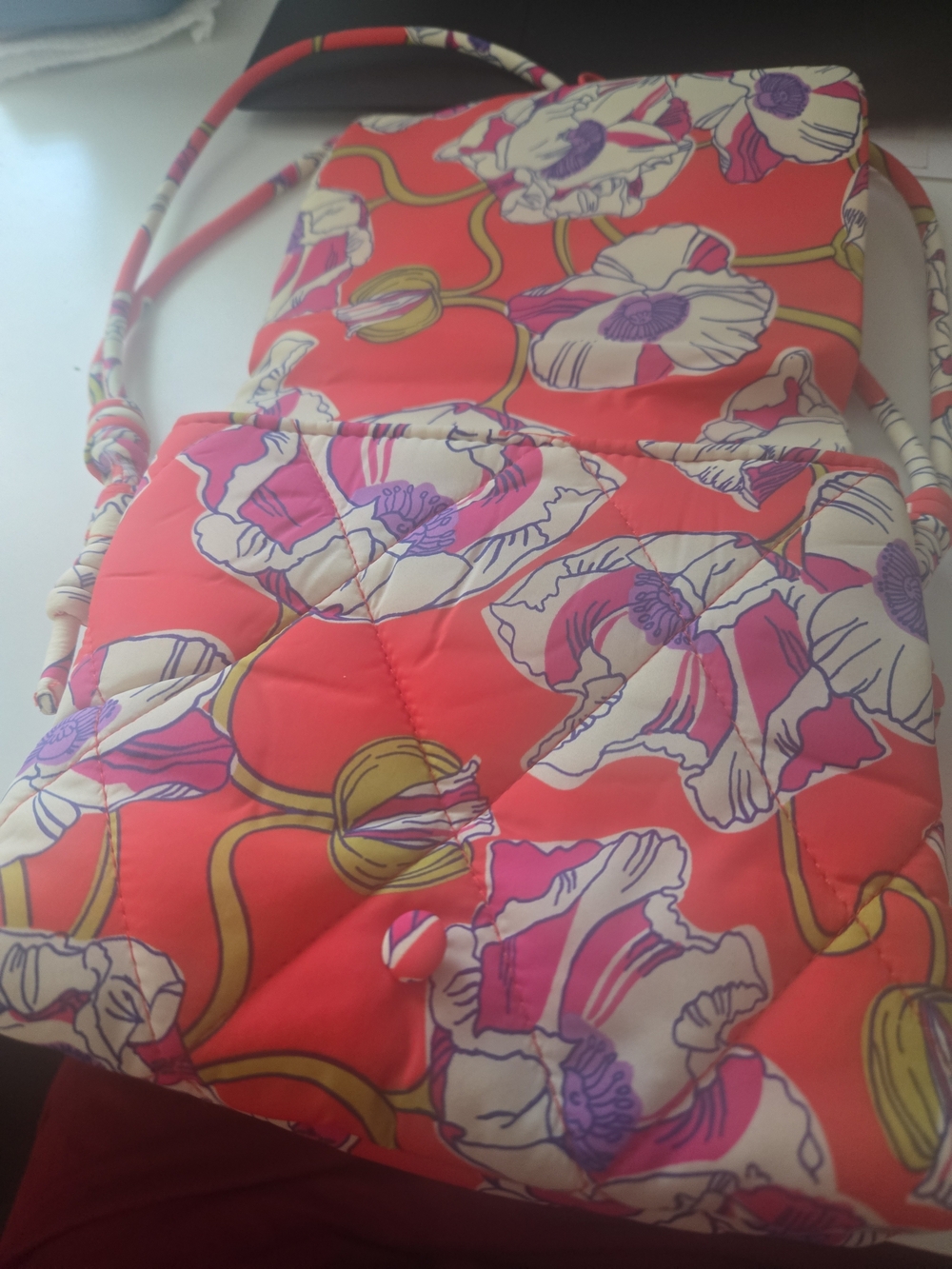 Vera Bradley Baird Hipster Shoulder Bag Swirling Poppies - Picture 2 of 7